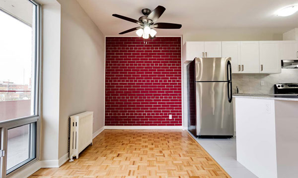 3125 Lawrence Ave Gallery Image